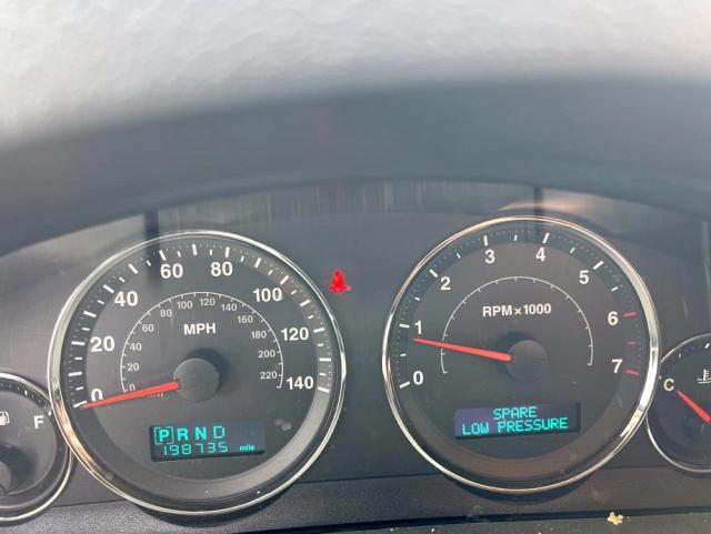 Photo 8 from auction – 2005 JEEP GRAND CHER with VIN 1J8HR58235C648037