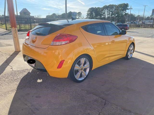 Photo 4 from auction – 2016 HYUNDAI VELOSTER with VIN KMHTC6AD9GU278323
