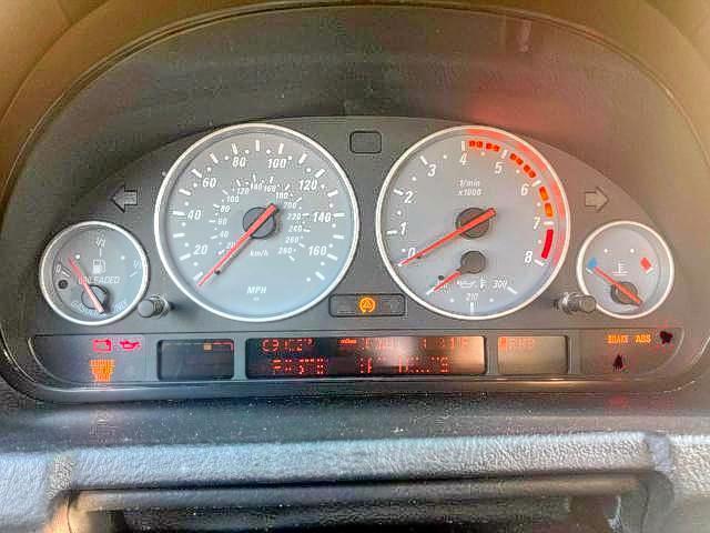 Photo 7 from auction – 2002 BMW X5 4.6IS with VIN 5UXFB93582LN79500
