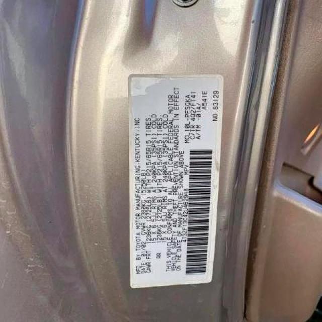 Photo 10 from auction – 2002 TOYOTA SIENNA LE with VIN 4T3ZF13C42U462948