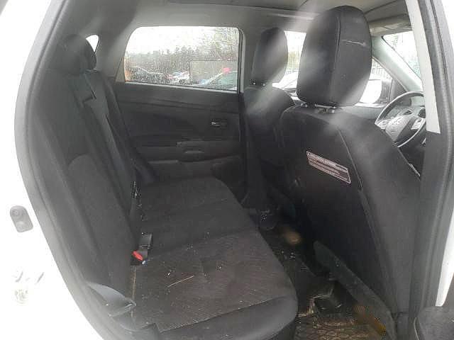 Photo 6 from auction – 2014 MITSUBISHI OUTLANDER with VIN 4A4AR4AU1EE023227