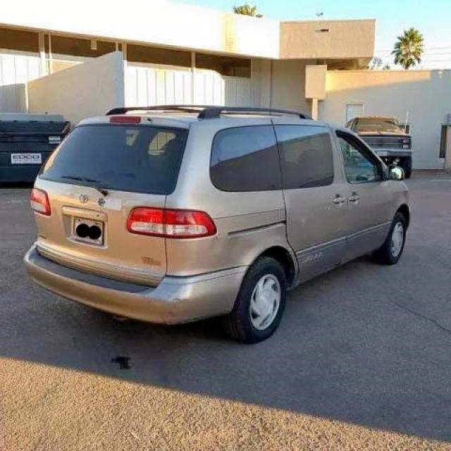 Photo 4 from auction – 2002 TOYOTA SIENNA LE with VIN 4T3ZF13C42U462948