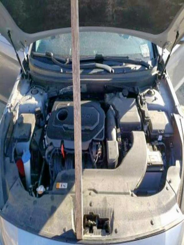 Photo 7 from auction – 2015 HYUNDAI SONATA SE with VIN 5NPE24AF1FH232953