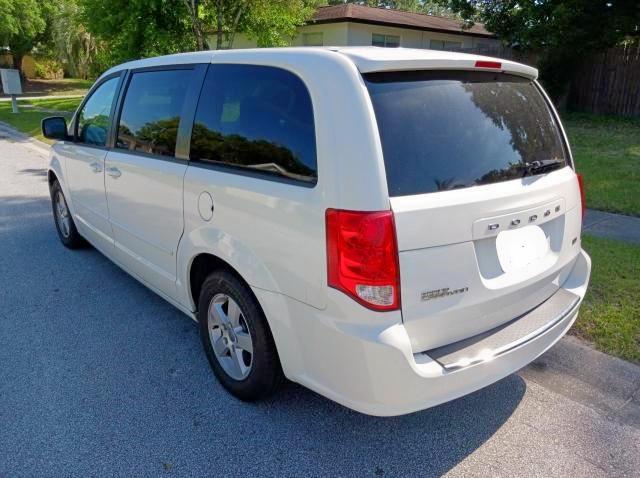 Photo 3 from auction – 2013 DODGE GRAND CARA with VIN 2C4RDGCG8DR516423