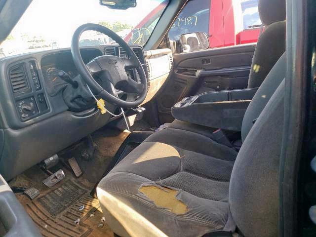 Photo 5 from auction – 2005 CHEVROLET SILVERADO with VIN 1GCHK29275E221795