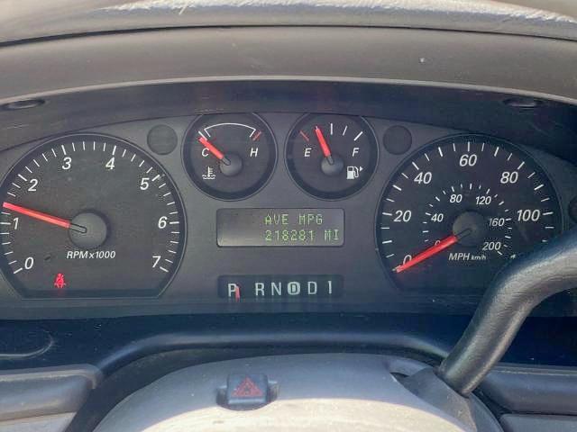 Photo 8 from auction – 2004 FORD TAURUS SE with VIN 1FAFP53U84A102251