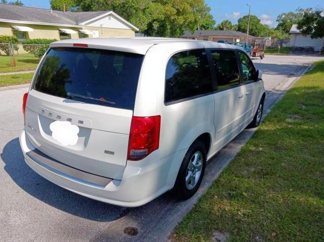 Photo 4 from auction – 2013 DODGE GRAND CARA with VIN 2C4RDGCG8DR516423