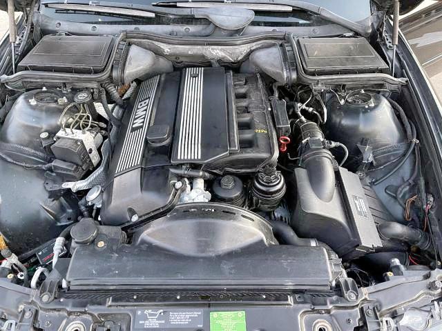 Photo 7 from auction – 2001 BMW 530 I AUTO with VIN WBADT63421CF05662