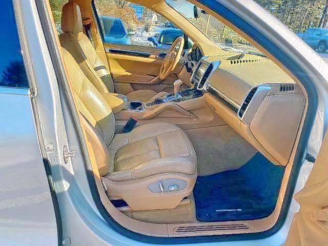 Photo 5 from auction – 2013 PORSCHE CAYENNE with VIN WP1AF2A22DLA32207