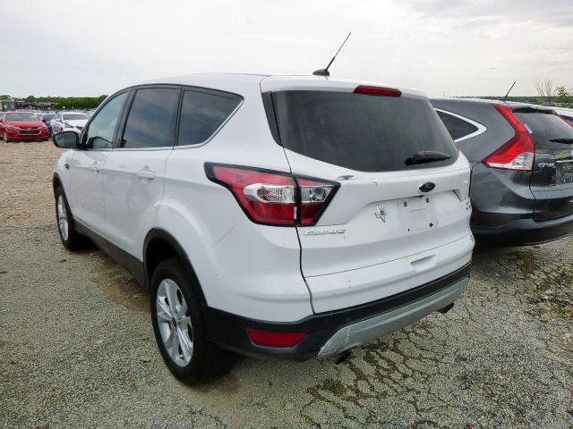 Photo 3 from auction – 2017 FORD ESCAPE SE with VIN 1FMCU9GDXHUC96403