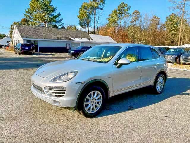 PORSCHE CAYENNE 2013 with VIN WP1AF2A22DLA32207 - Photo from auction