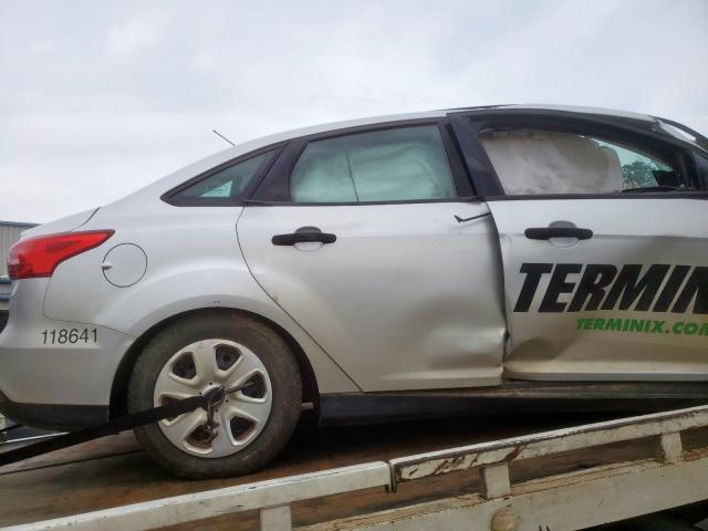 Photo 6 from auction – 2016 FORD FOCUS S with VIN 1FADP3E21GL349028