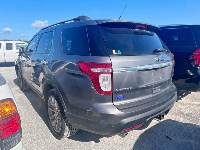 Photo 3 from auction – 2013 FORD EXPLORER L with VIN 1FM5K8F87DGB06742