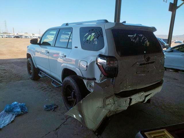 Photo 9 from auction – 2017 TOYOTA 4RUNNER SR with VIN JTEBU5JR9H5463451