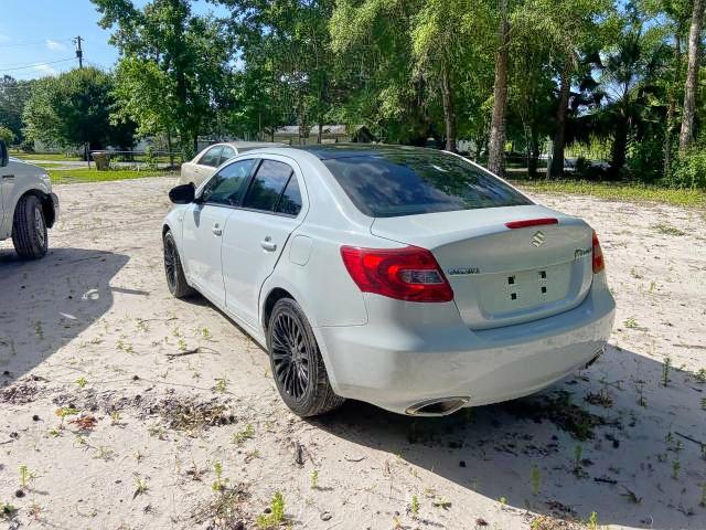Photo 3 from auction – 2012 SUZUKI KIZASHI SE with VIN JS2RE9A37C6100660