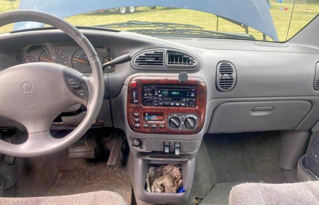 Photo 9 from auction – 2000 CHRYSLER TOWN & COU with VIN 1C4GP44R3YB548519