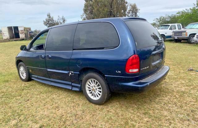 Photo 3 from auction – 2000 CHRYSLER TOWN & COU with VIN 1C4GP44R3YB548519