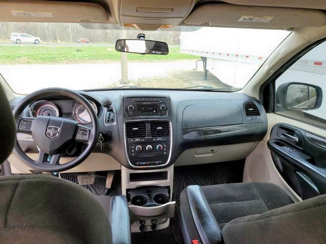Photo 9 from auction – 2015 DODGE GRAND CARA with VIN 2C4RDGBG7FR725673