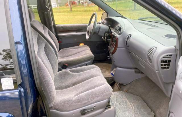 Photo 5 from auction – 2000 CHRYSLER TOWN & COU with VIN 1C4GP44R3YB548519