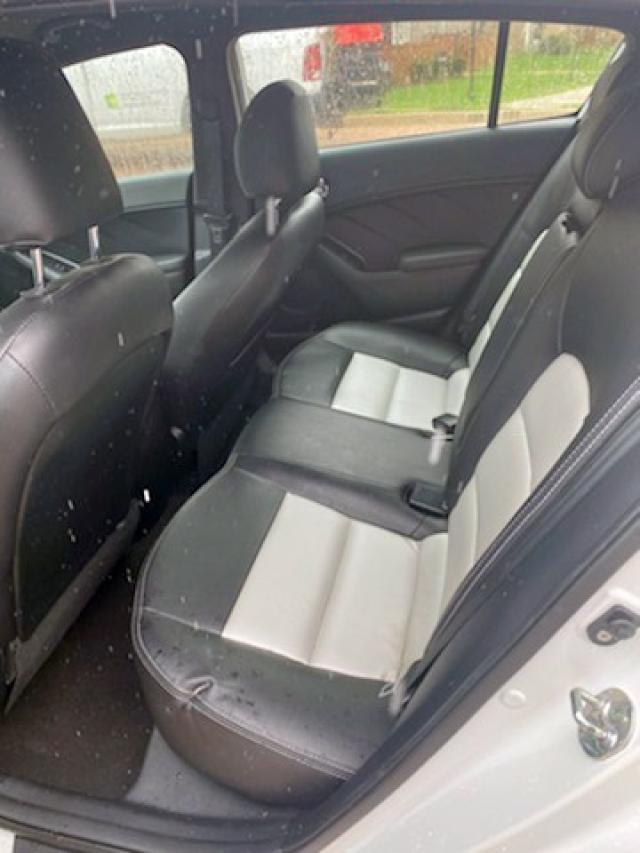 Photo 6 from auction – 2015 KIA FORTE SX with VIN KNAFZ5A37F5269112