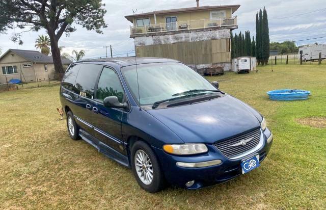 Photo 1 from auction – 2000 CHRYSLER TOWN & COU with VIN 1C4GP44R3YB548519