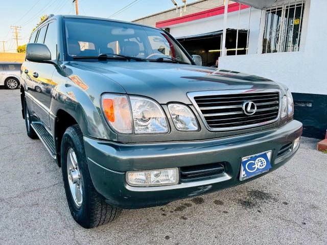 LEXUS LX 470 2000 with VIN JT6HT00W3Y0096840 - Photo from auction