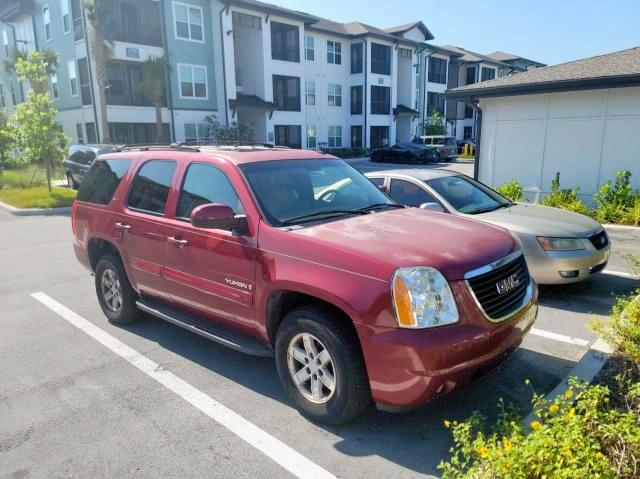 GMC YUKON 2007 with VIN 1GKFC13J47R144270 - Photo from auction