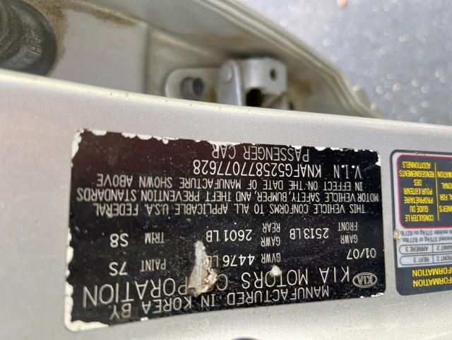 Photo 10 from auction – 2007 KIA RONDO BASE with VIN KNAFG525877077628