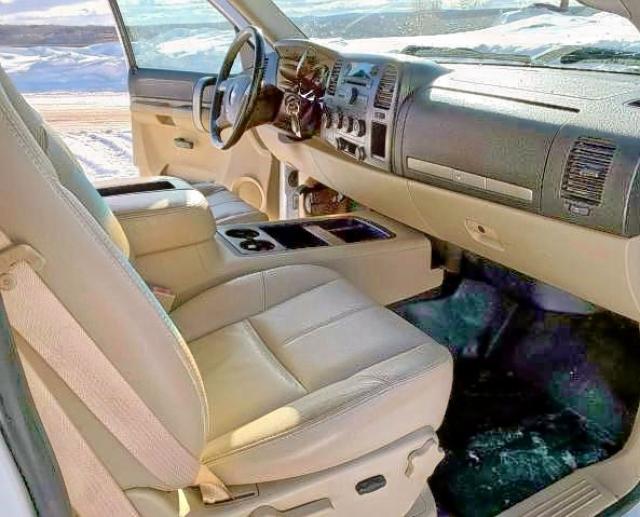 Photo 5 from auction – 2009 CHEVROLET SILVERADO with VIN 1GCEK29JX9Z115902