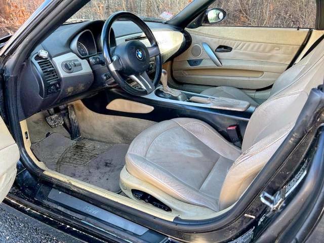 Снимка 9 от търг – 2003 BMW Z4 2.5 с VIN 4USBT33463LS40893
