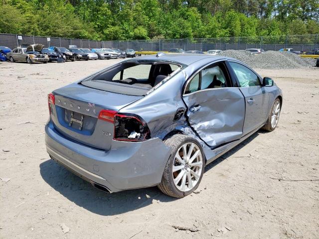 Photo 4 from auction – 2017 VOLVO S60 PLATIN with VIN LYV402HM9HB147145