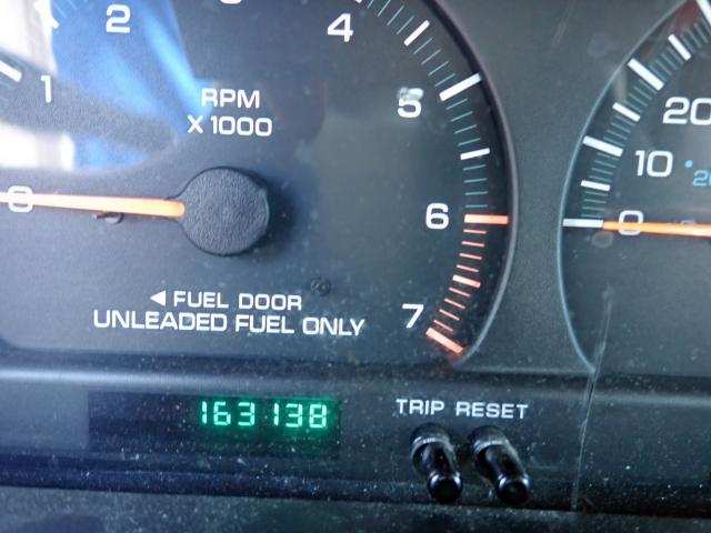 Photo 8 from auction – 2000 CHRYSLER GRAND VOYA with VIN 2C4GJ44G7YR746537