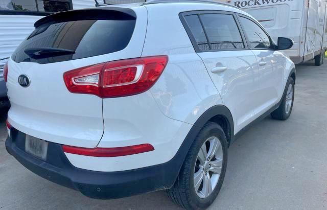 Photo 4 from auction – 2013 KIA SPORTAGE L with VIN KNDPBCA24D7449043