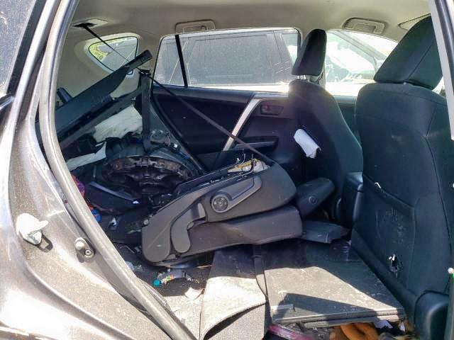 Photo 6 from auction – 2016 TOYOTA RAV4 LE with VIN JTMBFREV2GJ067316