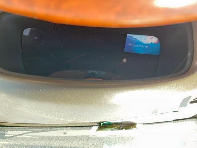 Photo 8 from auction – 2000 LEXUS ES 300 with VIN JT8BF28G8Y0268888