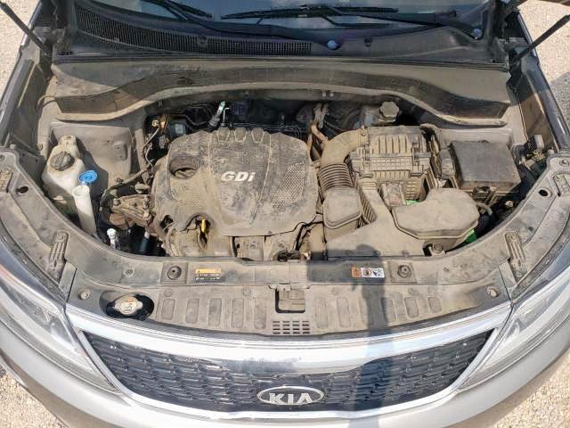 Photo 7 from auction – 2014 KIA SORENTO LX with VIN 5XYKTCA61EG465411