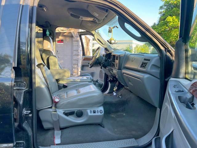 Photo 5 from auction – 2004 FORD F250 SUPER with VIN 1FTNW21P34EA49116