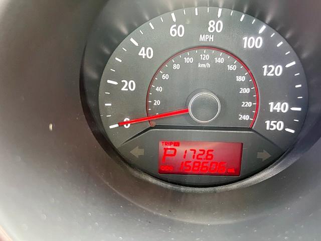 Photo 8 from auction – 2011 KIA SORENTO EX with VIN 5XYKU4A27BG035989