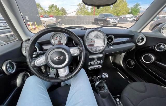 Photo 9 from auction – 2010 MINI COOPER with VIN WMWMF3C51ATZ26459