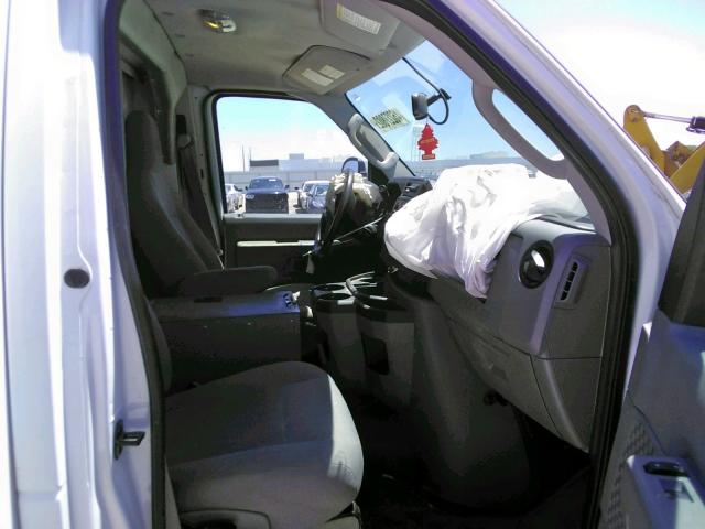 Photo 5 from auction – 2018 FORD ECONOLINE with VIN 1FDWE3F64JDC34219
