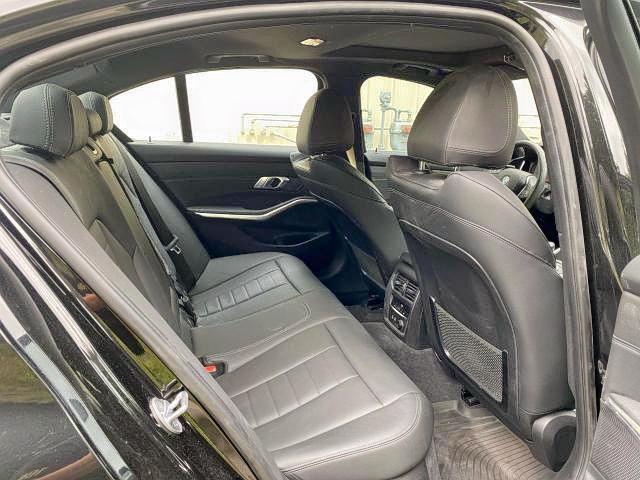 Photo 6 from auction – 2019 BMW 330XI with VIN WBA5R7C57KAJ80888