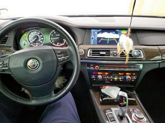 Photo 9 from auction – 2009 BMW 750 LI with VIN WBAKB83579CY60091