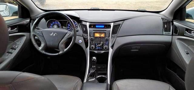 Photo 5 from auction – 2013 HYUNDAI SONATA SE with VIN 5NPEC4AC4DH662413