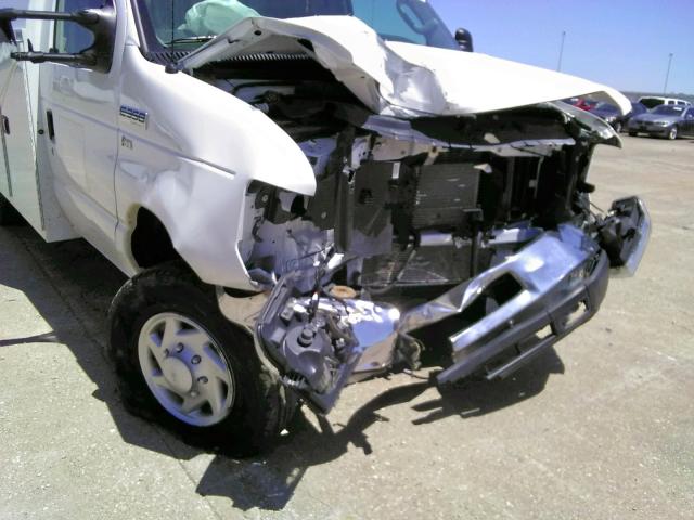 Photo 9 from auction – 2018 FORD ECONOLINE with VIN 1FDWE3F64JDC34219