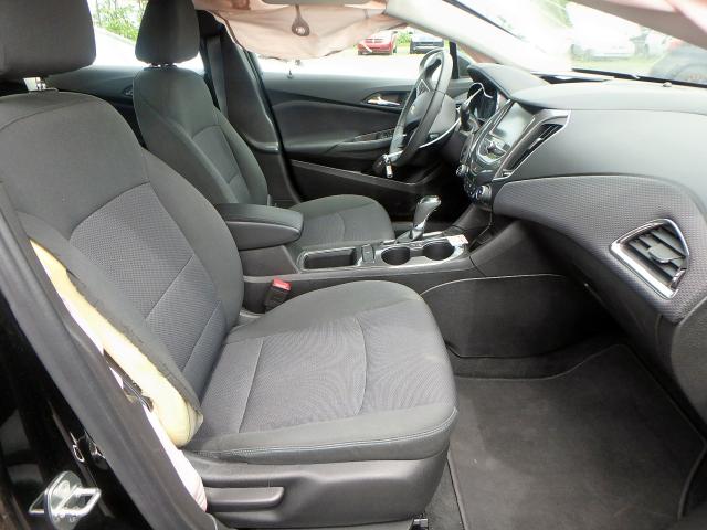 Photo 5 from auction – 2018 CHEVROLET CRUZE LT with VIN 3G1BE6SM7JS651383
