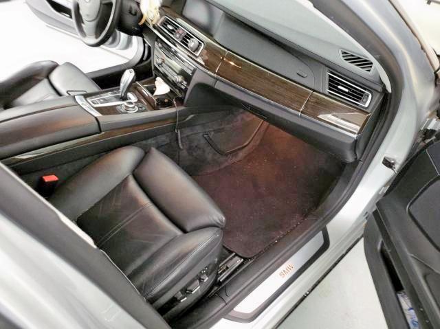 Photo 5 from auction – 2009 BMW 750 LI with VIN WBAKB83579CY60091