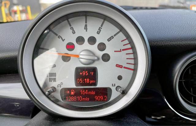 Photo 8 from auction – 2010 MINI COOPER with VIN WMWMF3C51ATZ26459