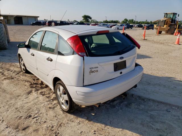 Photo 3 from auction – 2004 FORD FOCUS ZX5 with VIN 3FAHP373X4R124501