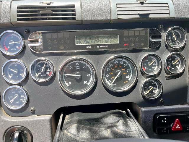 Photo 8 from auction – 2012 FREIGHTLINER CASCADIA 1 with VIN 1FUJGLDR7CSBC4275