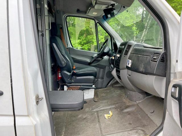 Photo 10 from auction – 2011 MERCEDES-BENZ SPRINTER 2 with VIN WD3PE8CB9B5585589